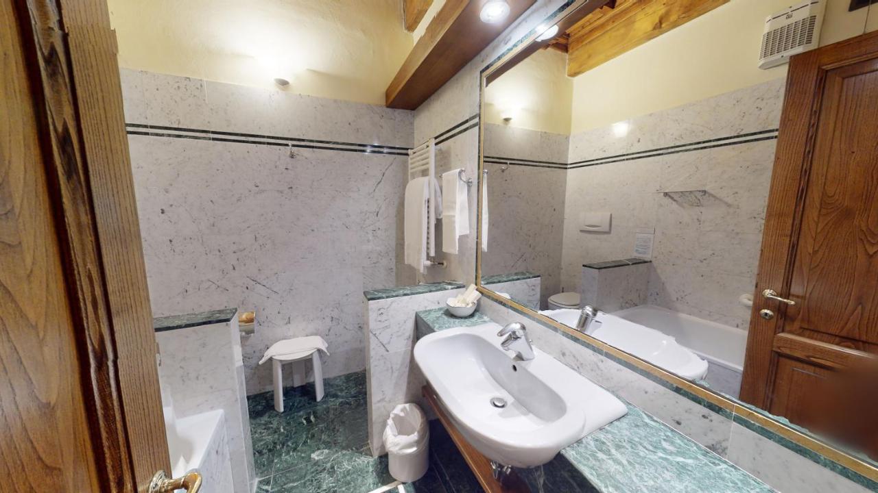 Hotel Palazzo Squarcialupi 카스텔리나인키안티 외부 사진